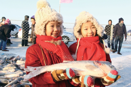 卧龙湖畔涌动“振兴潮”